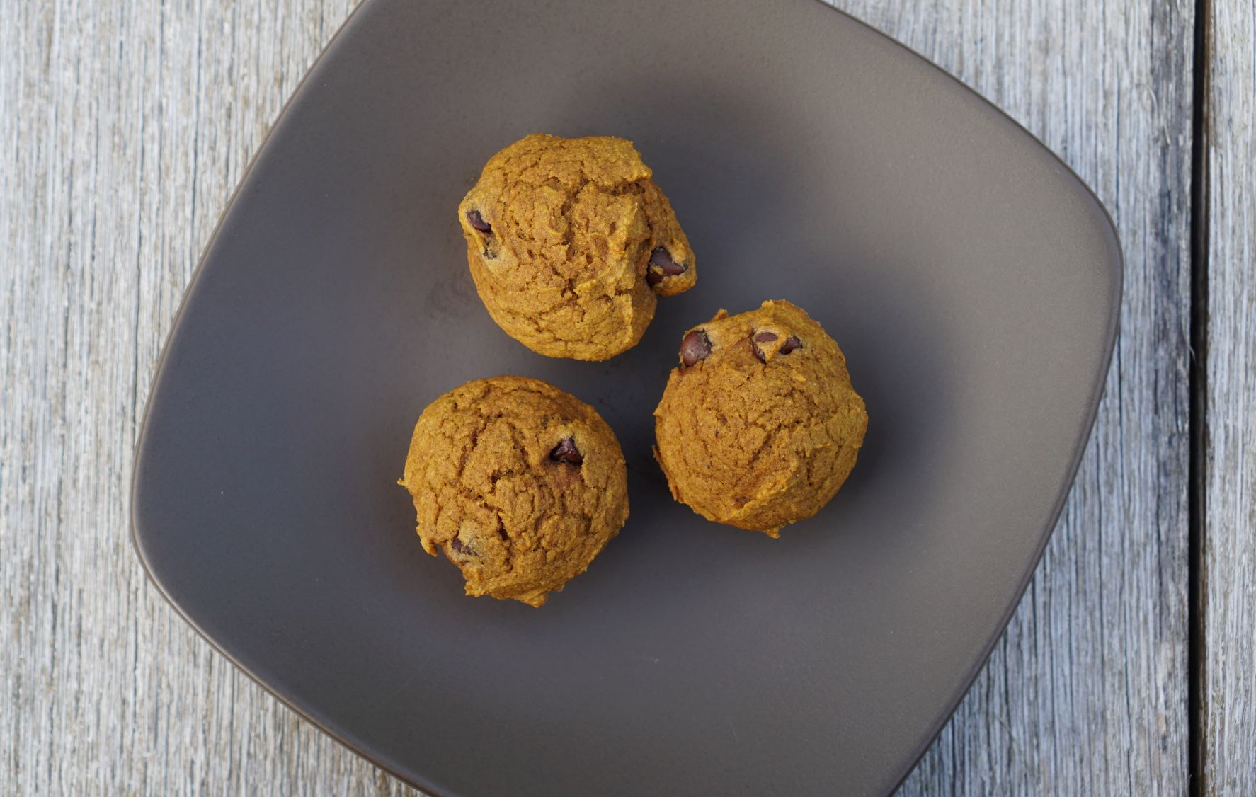 Pumpkin Chocolate Chip Mini Muffins (Egg-free!)
